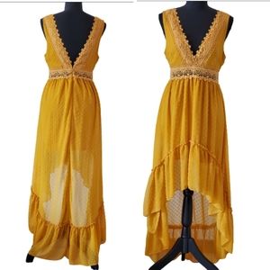 Blāshe High Low V Neck‎ Cocktail Dress.